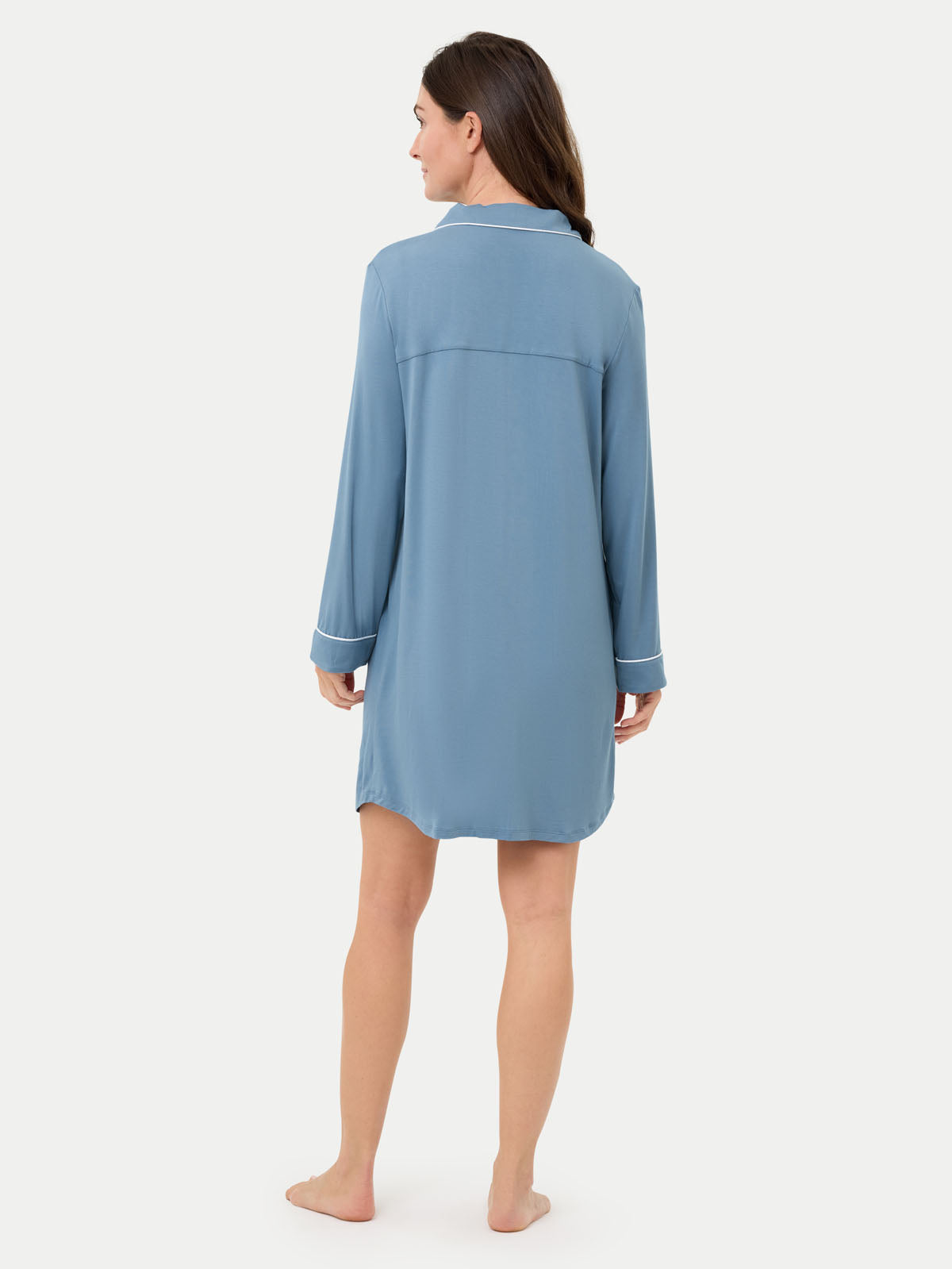 #color_coastal blue / Carlye is 5′8½″ wearing a size S
