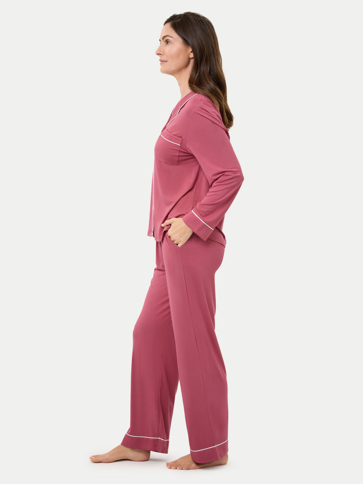 #color_rose wine / Carlye is 5′8½″ wearing a size S