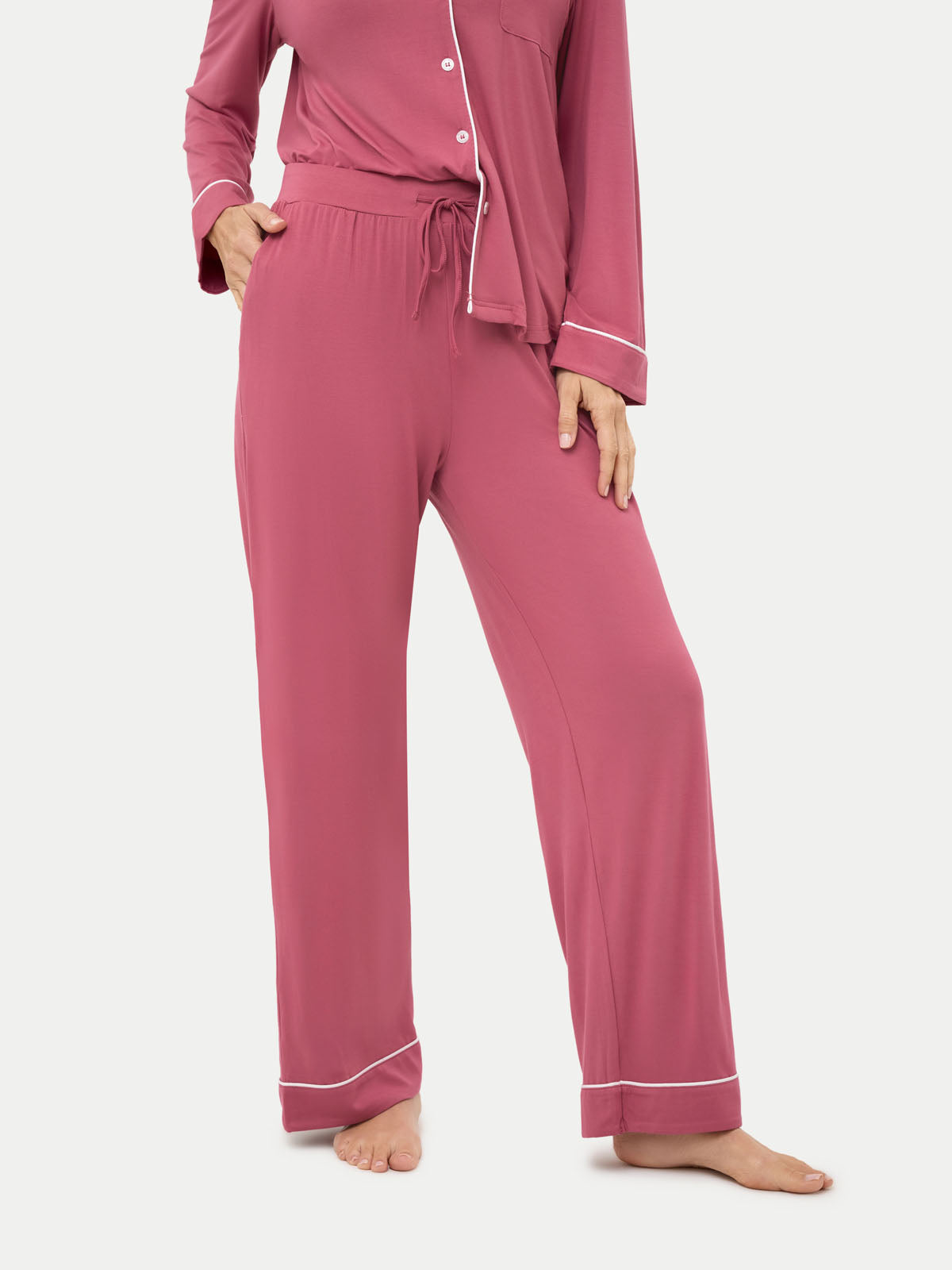 #color_rose wine / Carlye is 5′8½″ wearing a size S