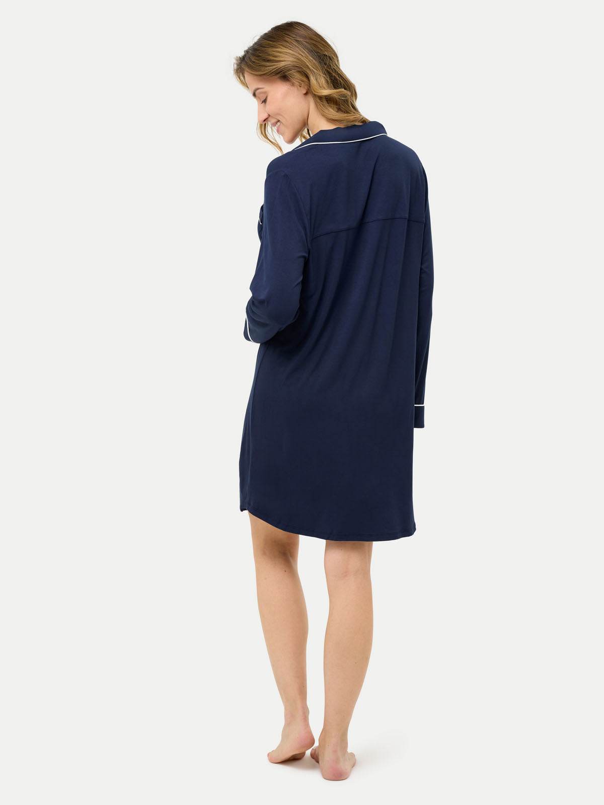 #color_navy / Barbara is 5′7″ wearing a size S