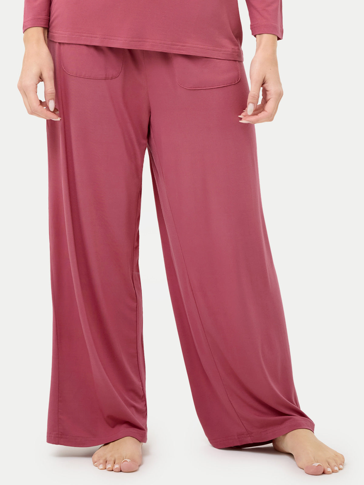 #color_rose wine / Barbara is 5′7″ wearing a size S