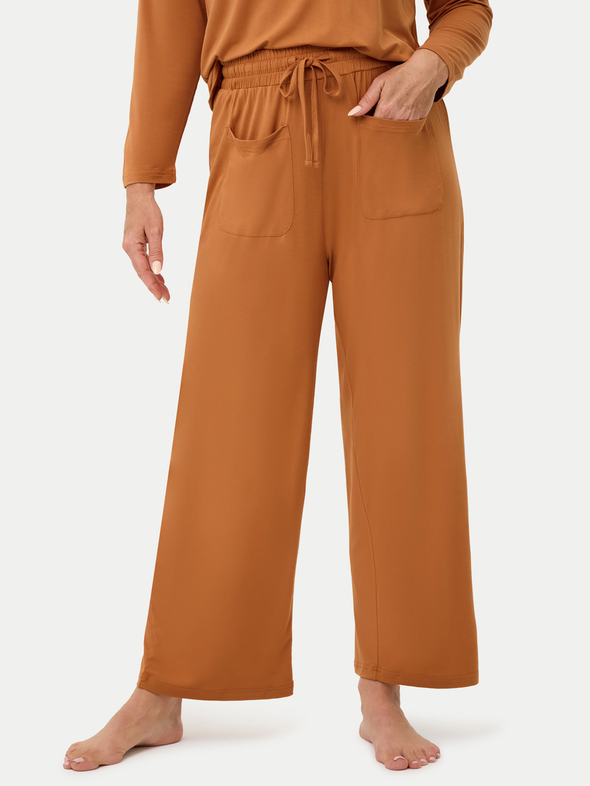 #color_amber brown / Fernanda is 5′8″ wearing a size S