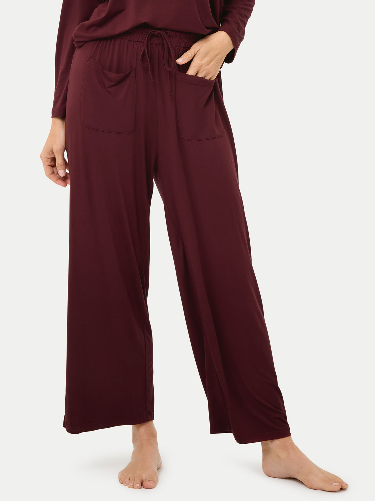 #color_cabernet / Carlye is 5′8½″ wearing a size S