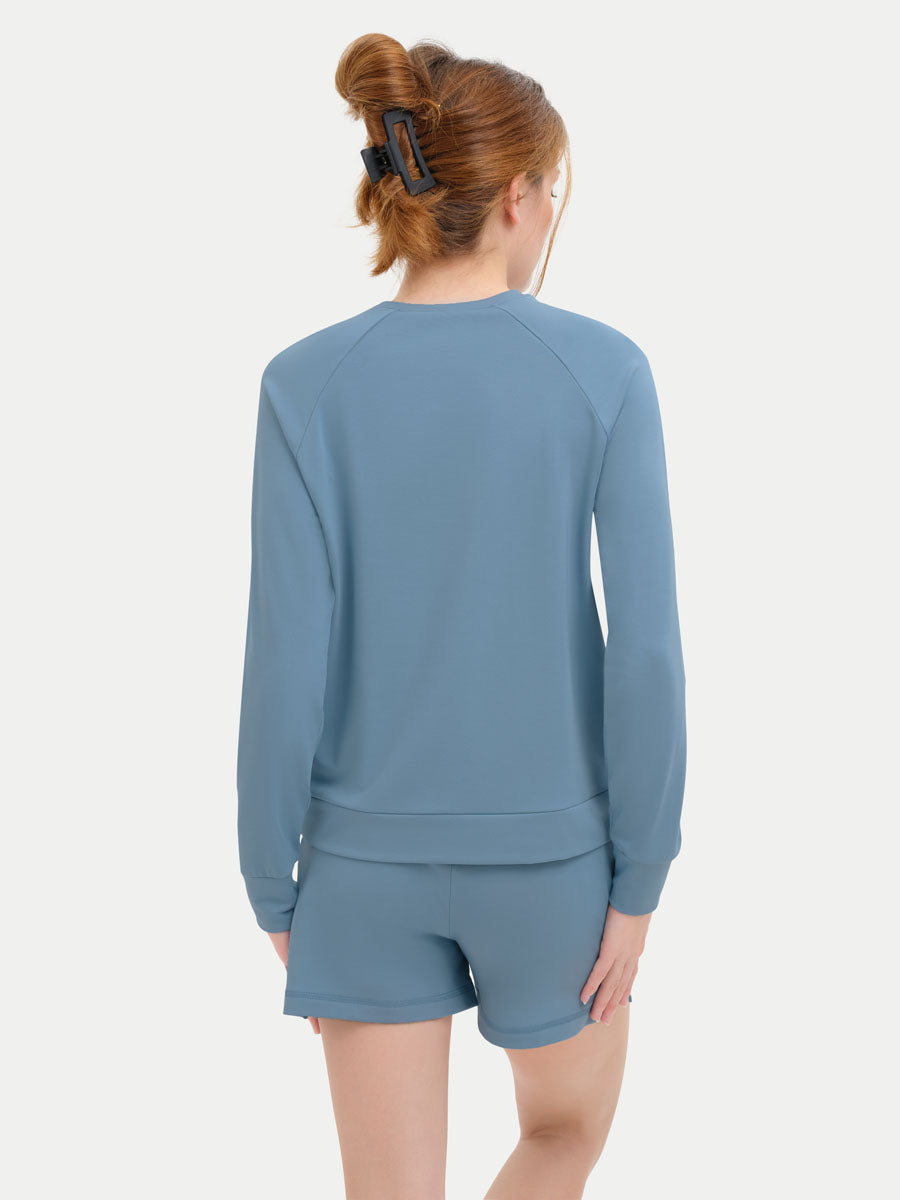 #color_coastal blue / Georgia is 5′9″ wearing a size S