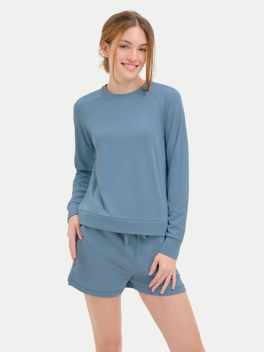 #color_coastal blue / Georgia is 5′9″ wearing a size S