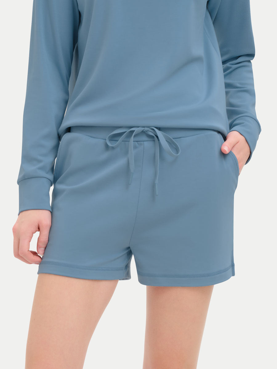 #color_coastal blue / Georgia is 5′9″ wearing a size S