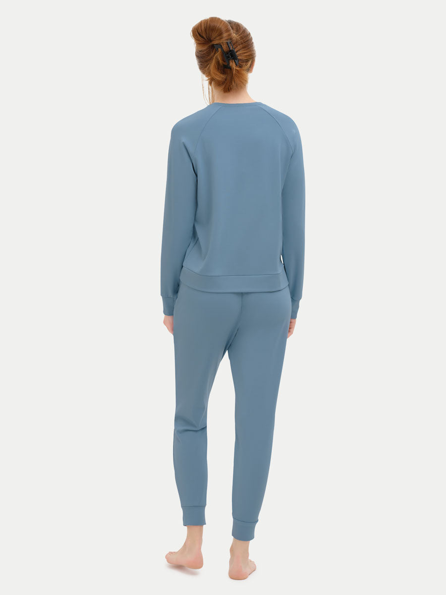 #color_coastal blue / Georgia is 5′9″ wearing a size S