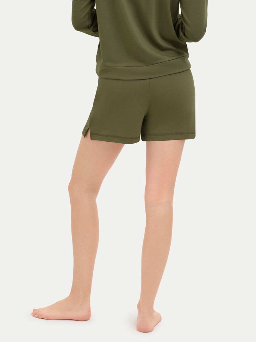#color_olive / Georgia is 5′9″ wearing a size S