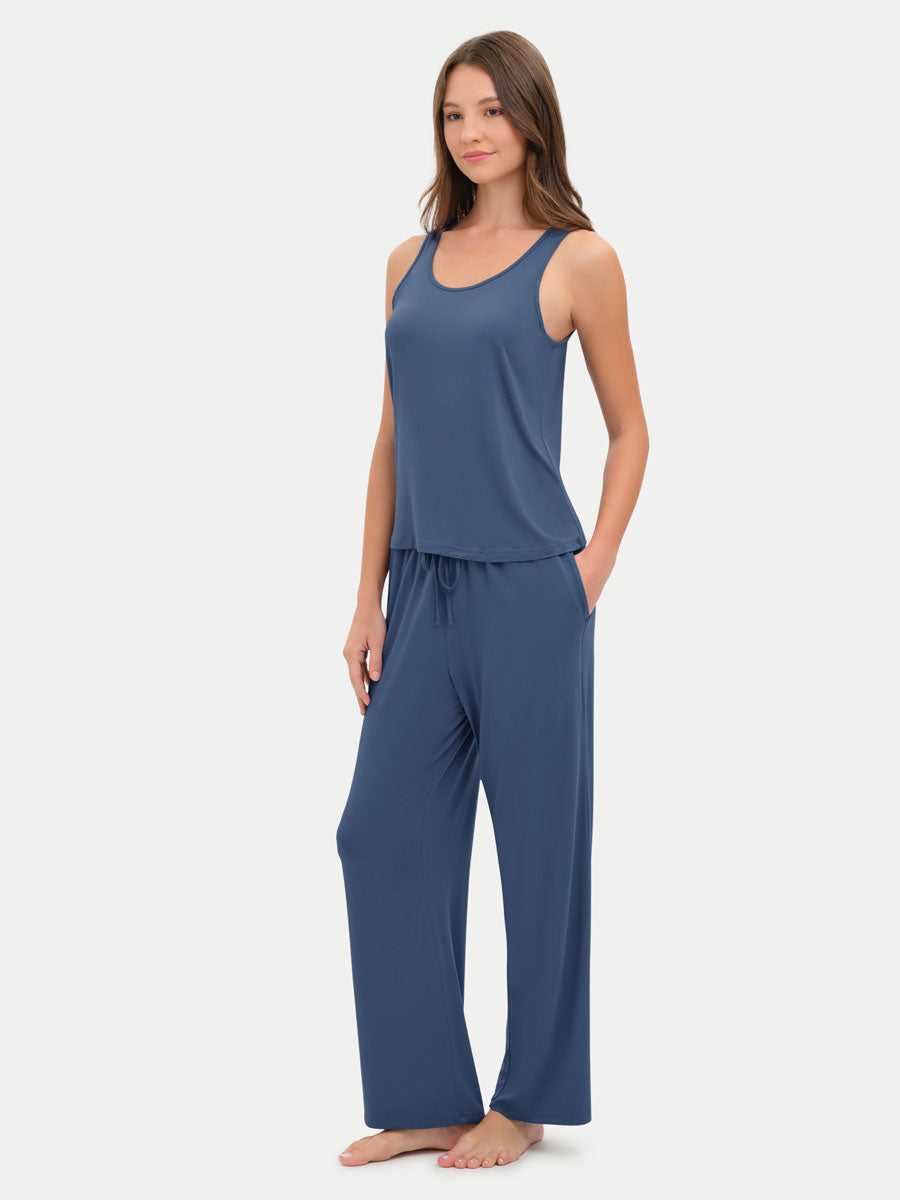 #color_blue ice / Crystiana is 5′11″ wearing a size S