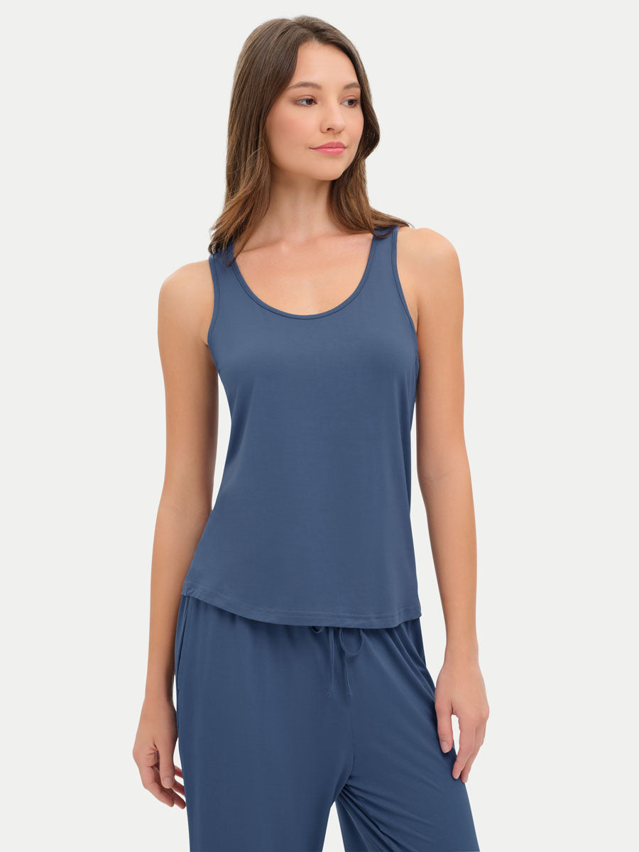 #color_blue ice / Crystiana is 5′11″ wearing a size S