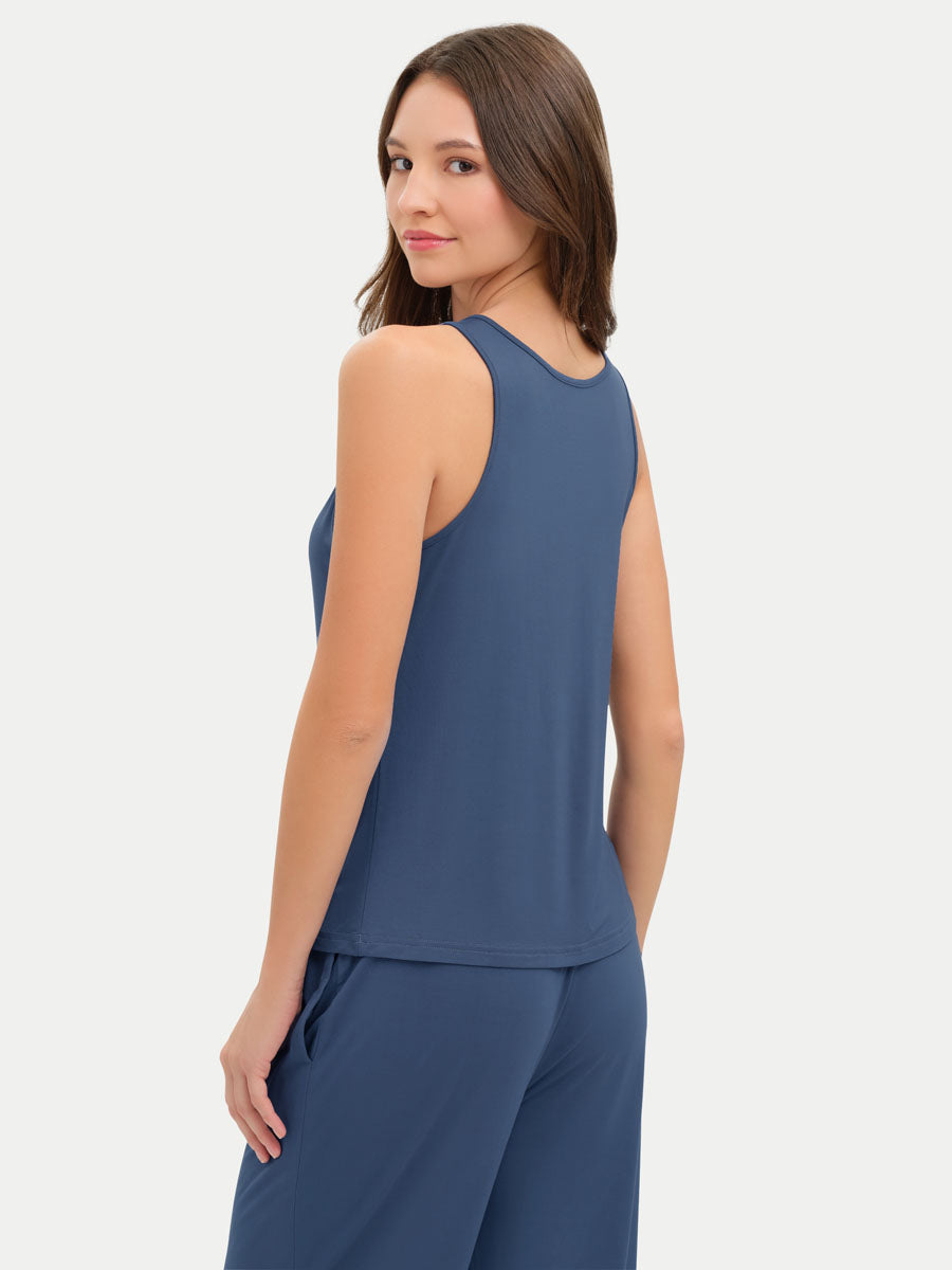 #color_blue ice / Crystiana is 5′11″ wearing a size S