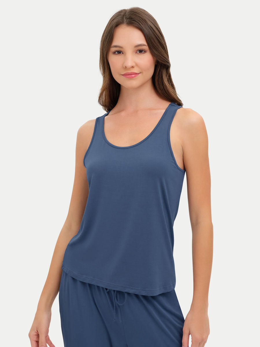 #color_blue ice / Crystiana is 5′11″ wearing a size S