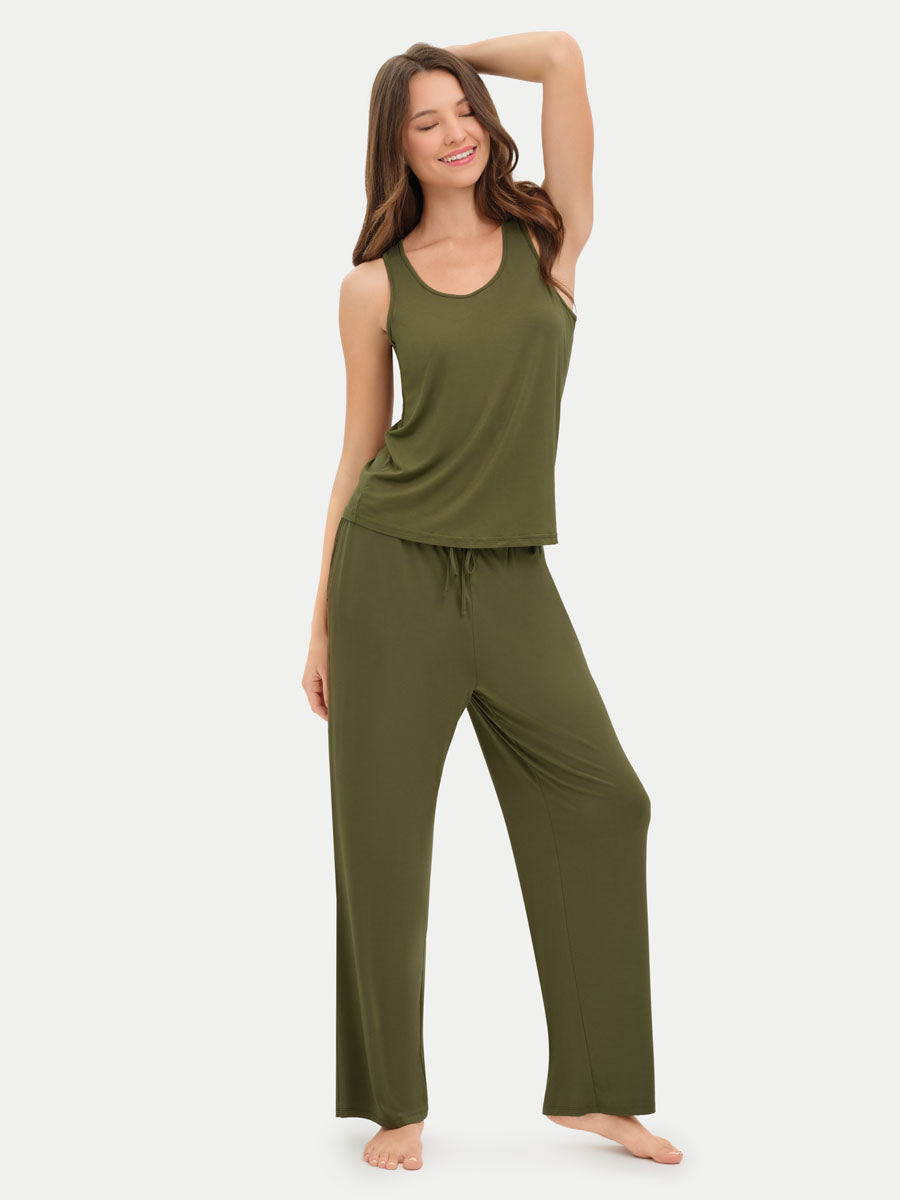 #color_olive / Crystiana is 5′11″ wearing a size S