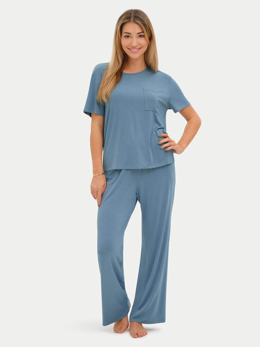 #color_coastal blue / Lilly is 5′9″ wearing a size S