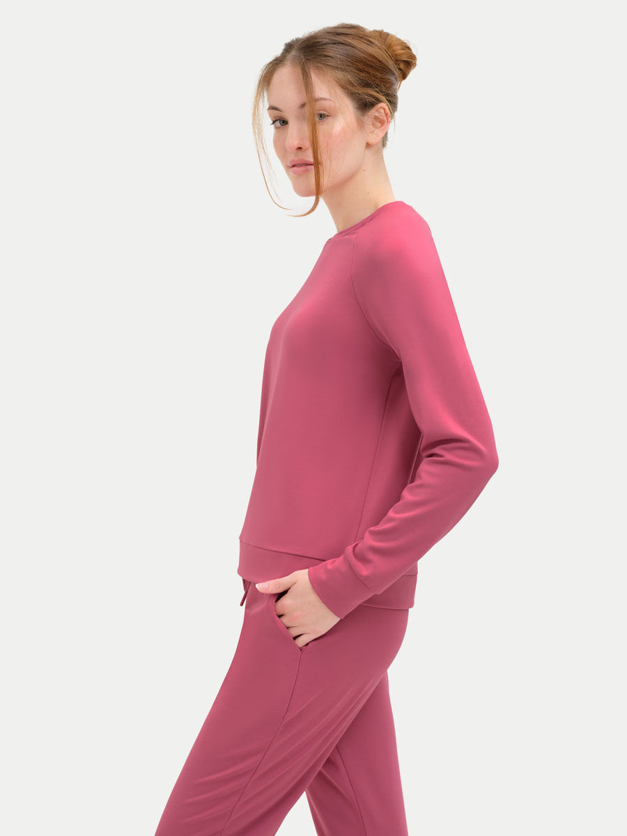 #color_rose wine / Georgia is 5′9″ wearing a size S