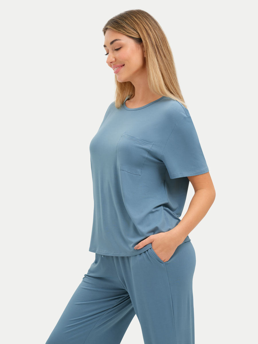 #color_coastal blue / Lilly is 5′9″ wearing a size S