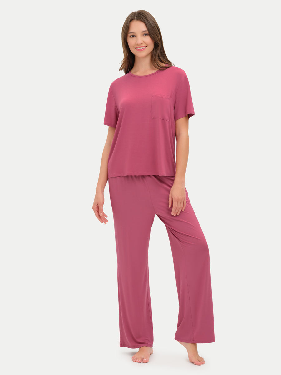 #color_rose wine / Crystiana is 5′11″ wearing a size S