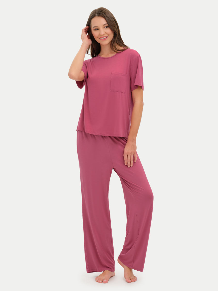 #color_rose wine / Crystiana is 5′11″ wearing a size S