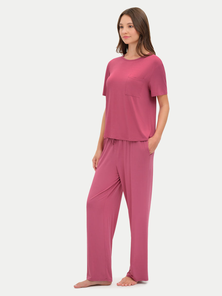 #color_rose wine / Crystiana is 5′11″ wearing a size S