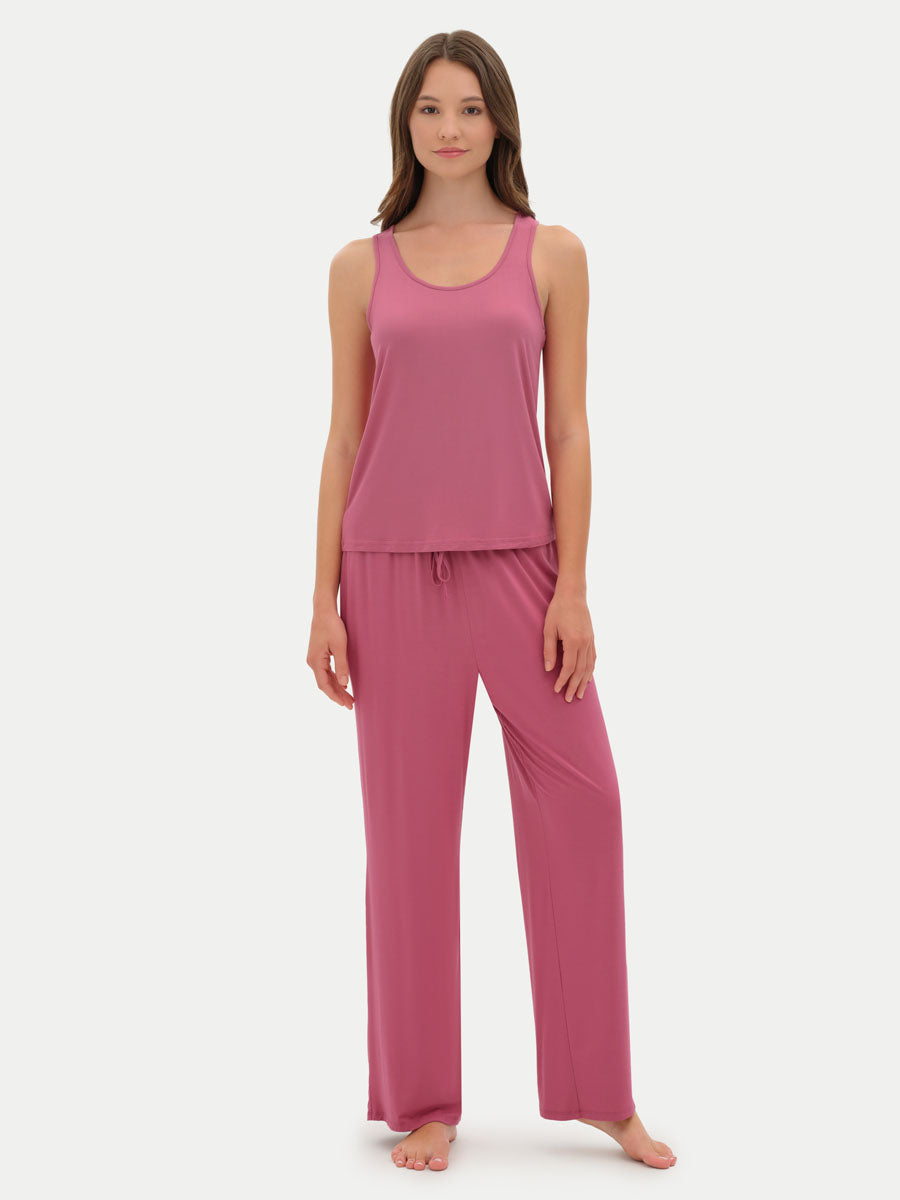 #color_rose wine / Crystiana is 5′11″ wearing a size S