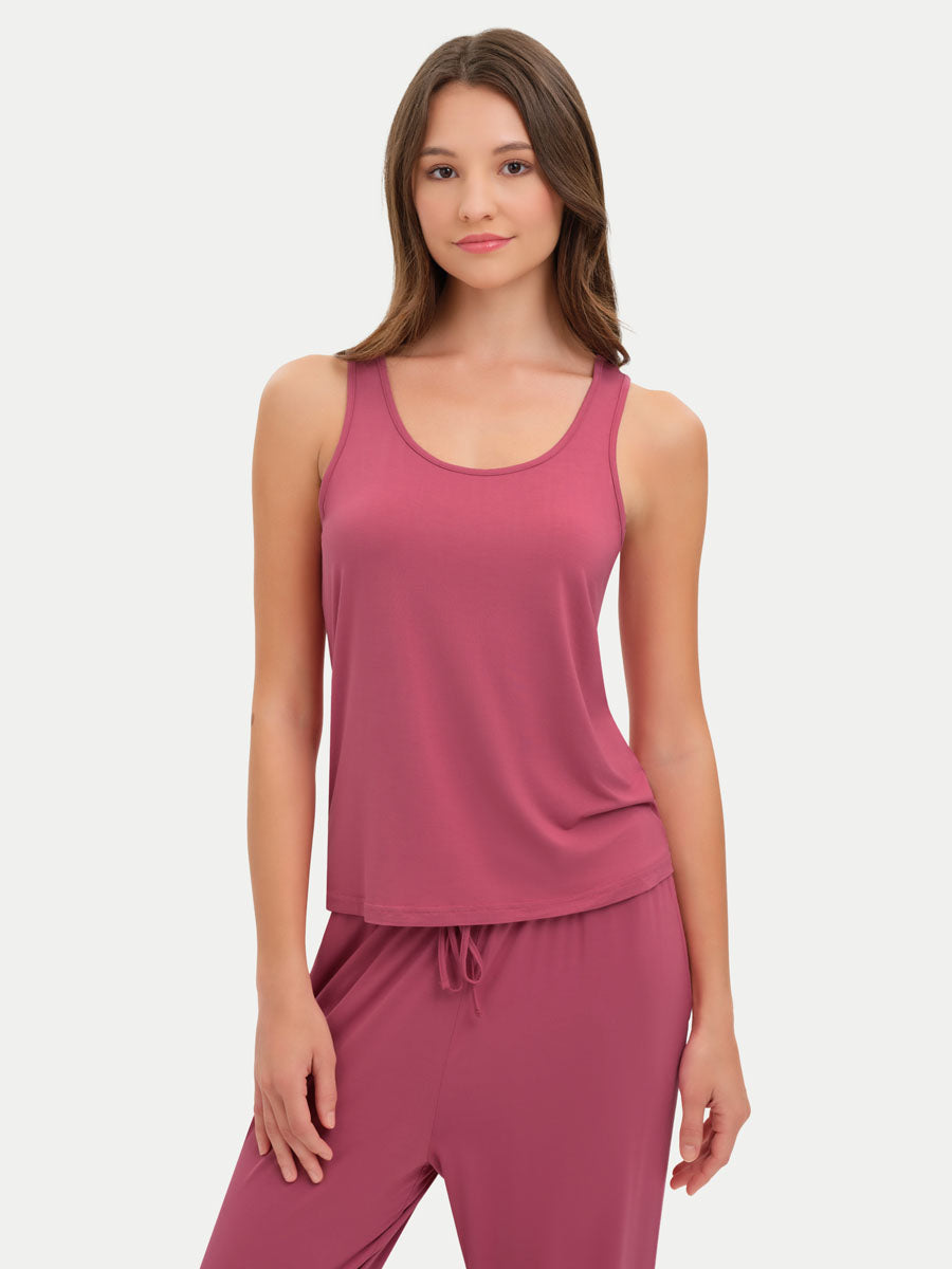 #color_rose wine / Crystiana is 5′11″ wearing a size S