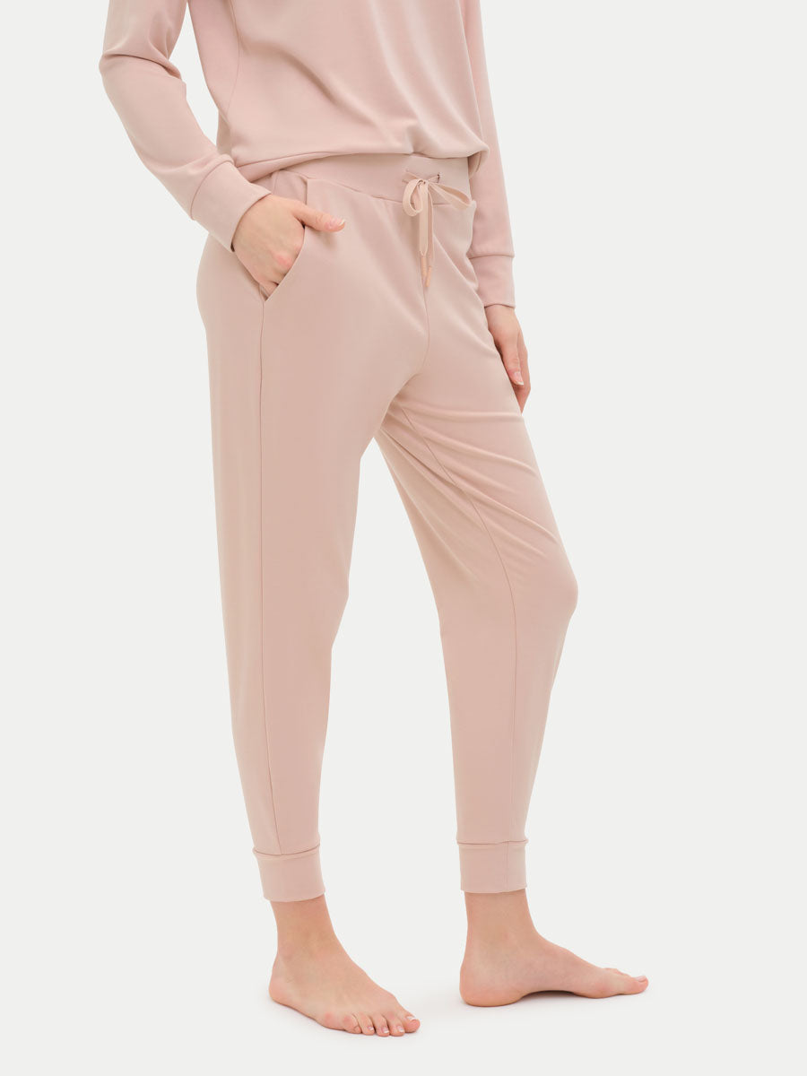 #color_sepia rose / Georgia is 5′9″ wearing a size S