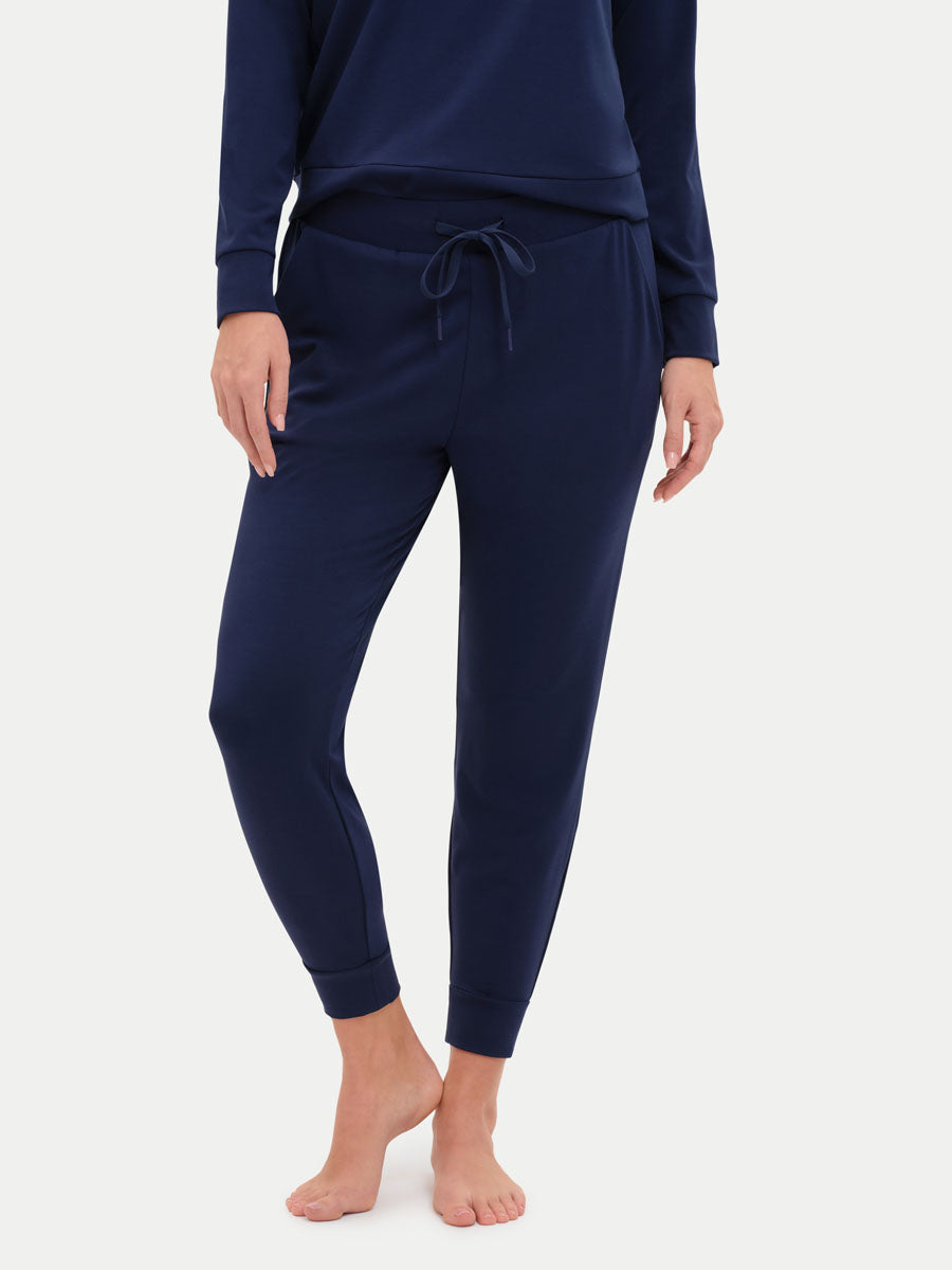 #color_navy / Preslie is 5′10″ wearing a size S