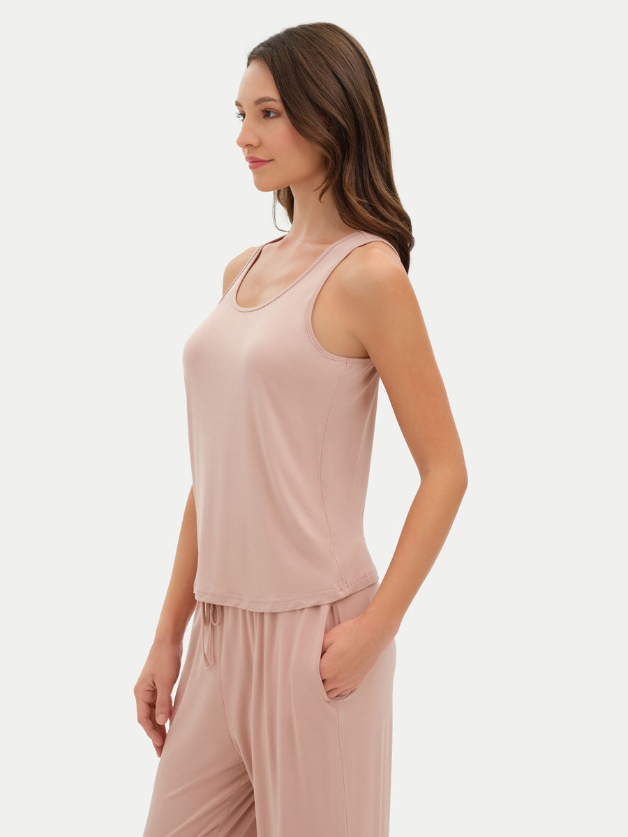 #color_sepia rose / Crystiana is 5′11″ wearing a size S
