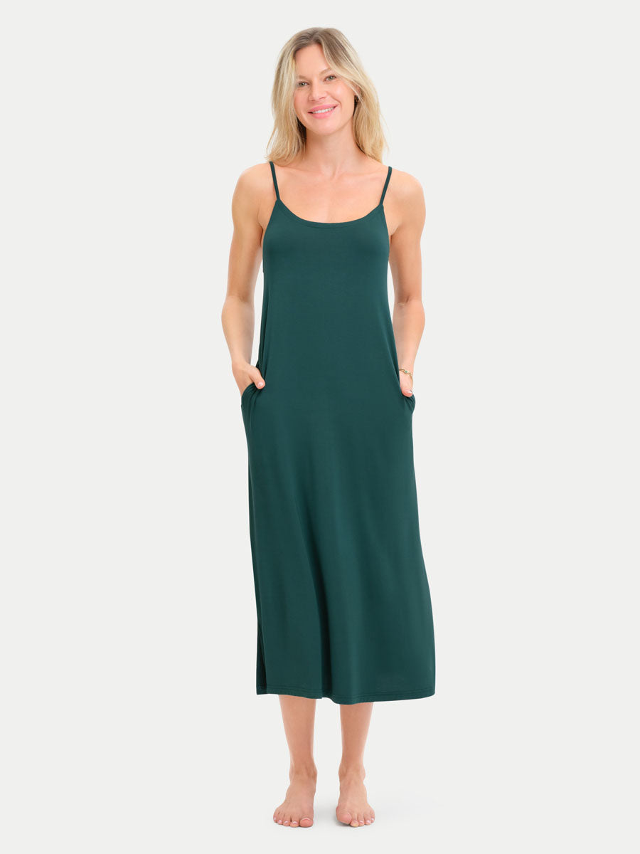 #color_forest green/ Antonia is 5′9″ wearing a size XS