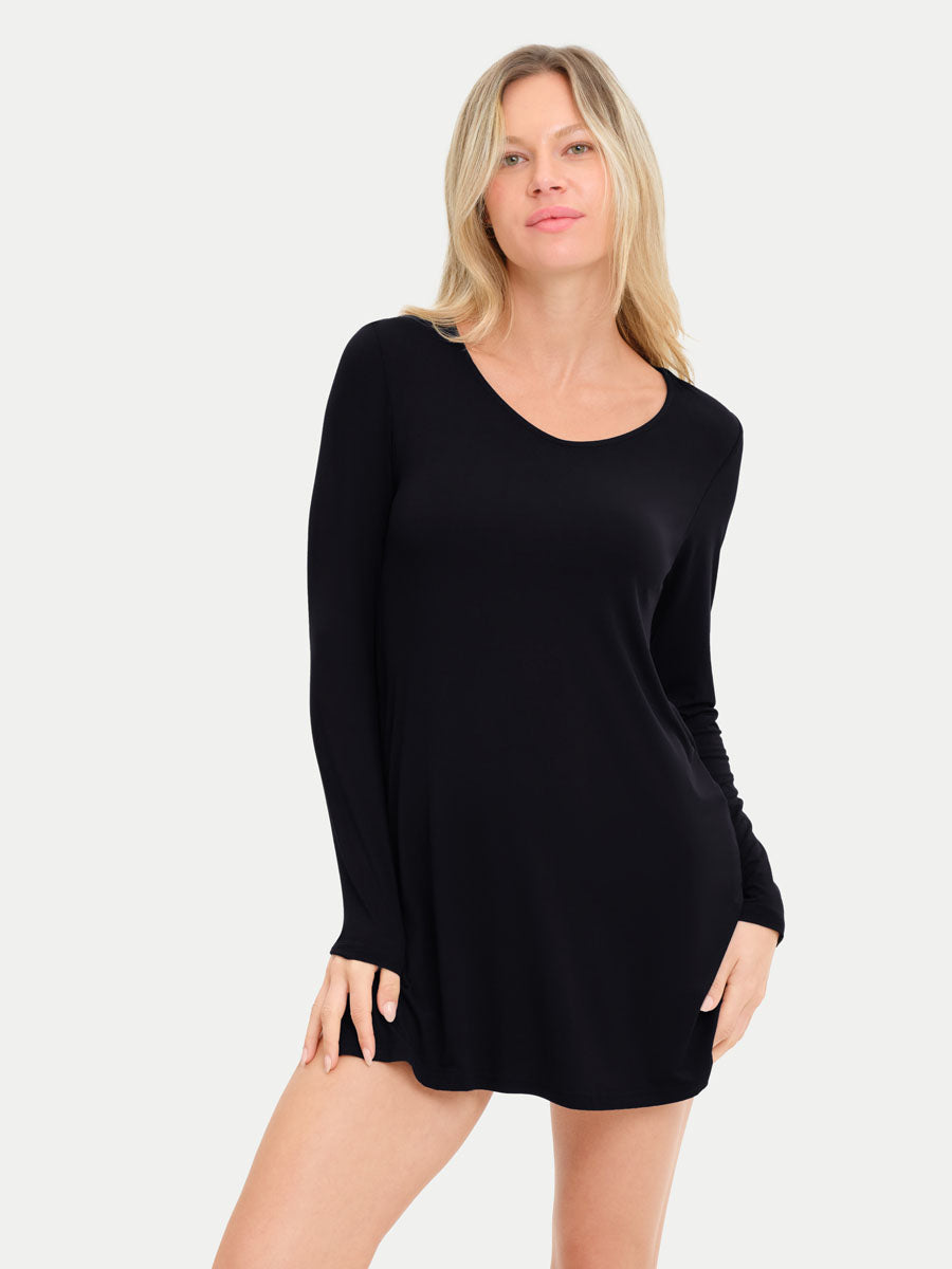 #color_black / Antonia is 5′9″ wearing a size XS