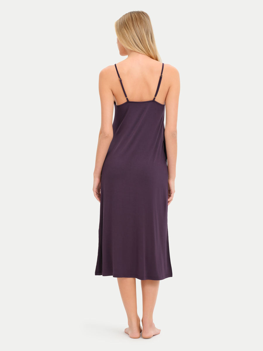 #color_plum/ Rayna is 5'10½'' wearing a size S
