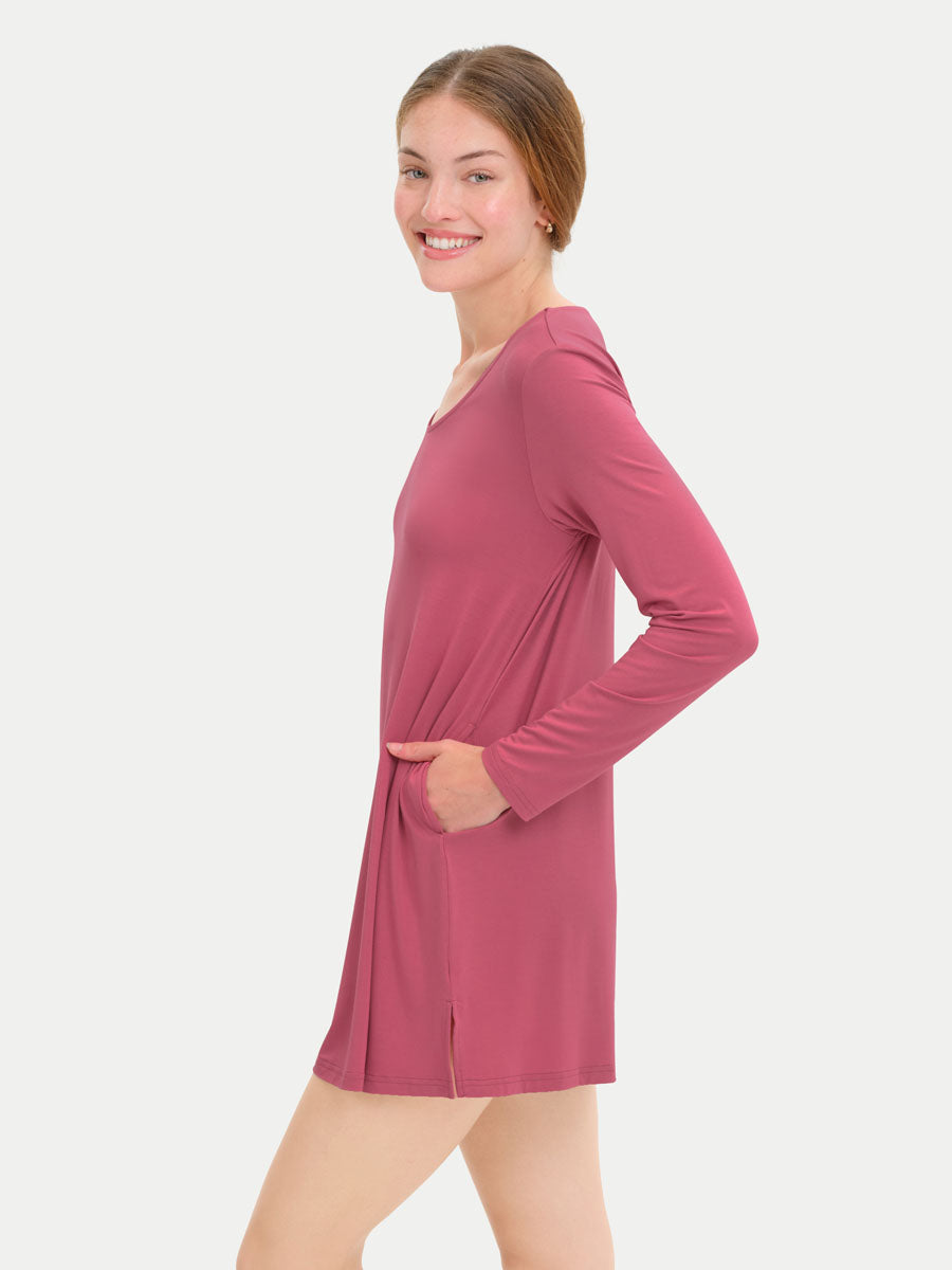 #color_rose wine / Georgia is 5′9″ wearing a size XS