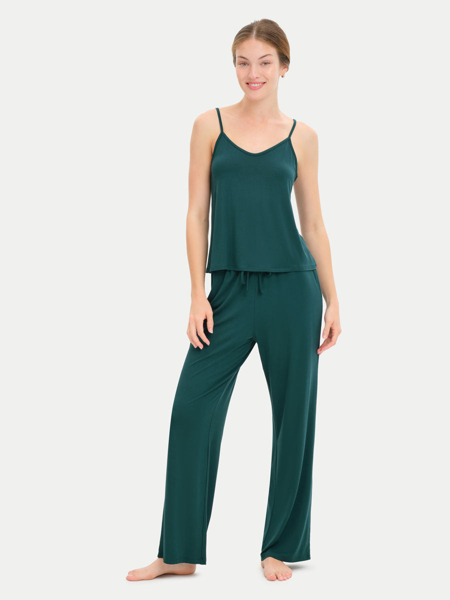 #color_forest green / Georgia is 5′9″ wearing a size XS