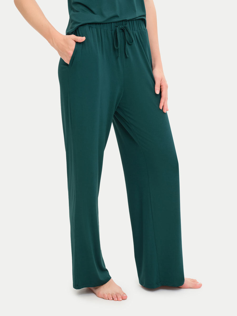 #color_forest green/ Georgia is 5′9″ wearing a size XS