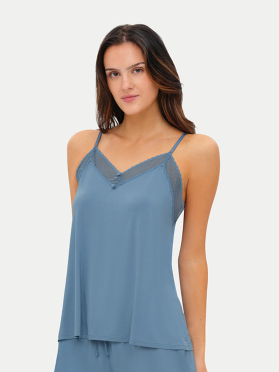 #color_coastal blue / Femka is 5′9″ wearing a size S