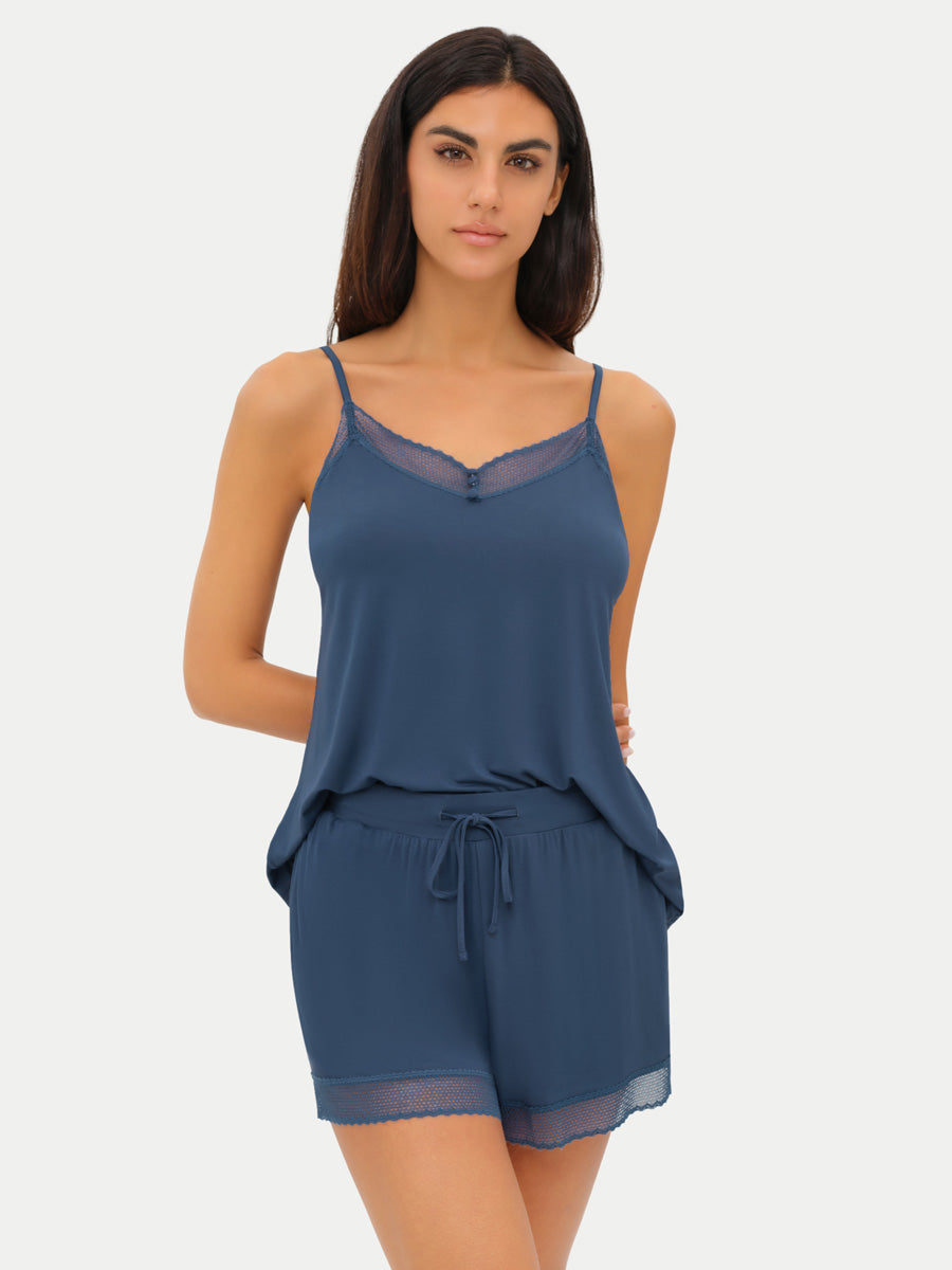 #color_blue ice / Alessia is 5'9½″ wearing a size S