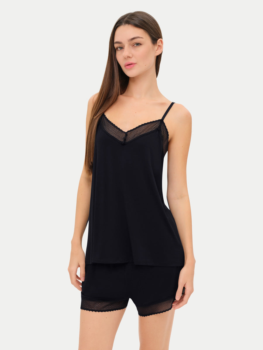 #color_black / Anna is 5′9″ wearing a size S