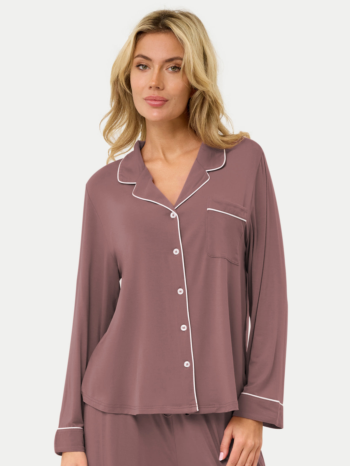 #color_mauve / Celina is 5'10½″ wearing a size S