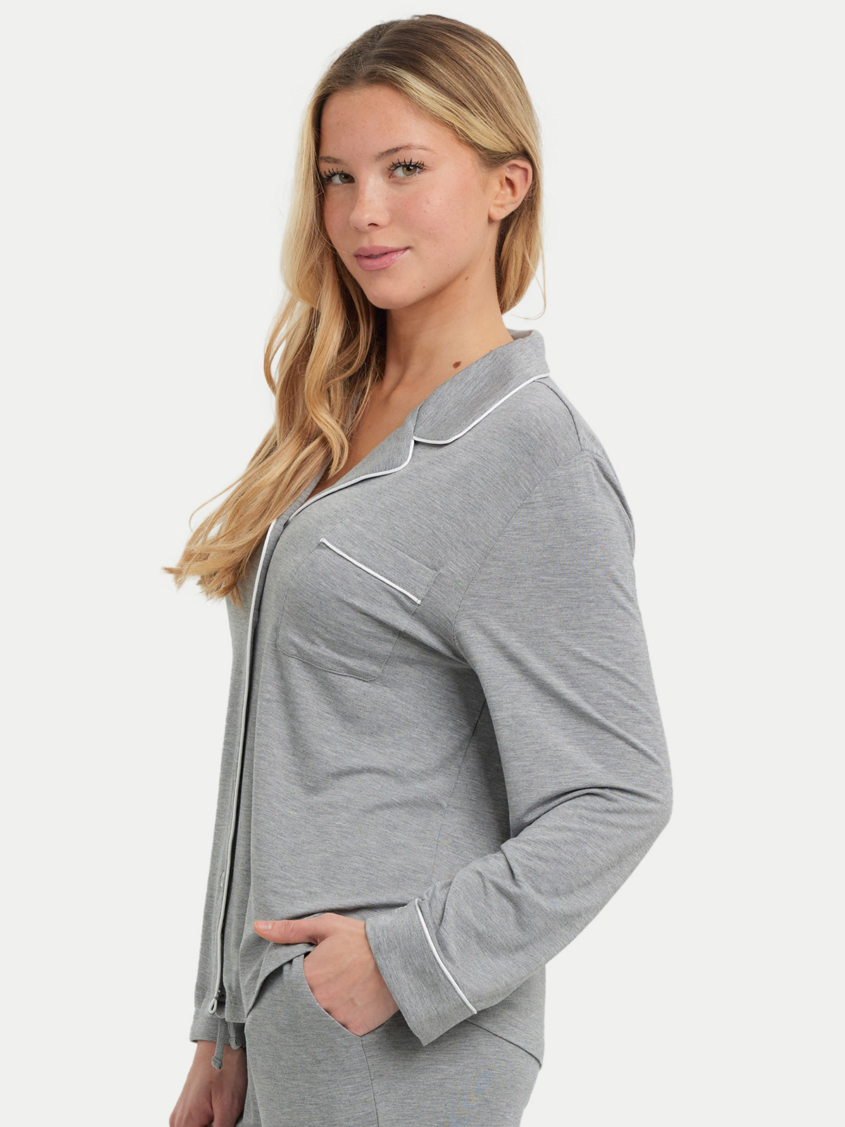 #color_heather gray / Hannah is 5′9″ wearing a size S