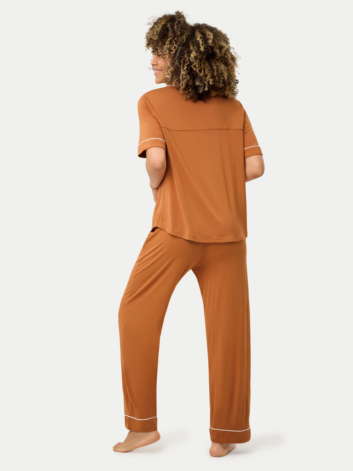 #color_amber brown
